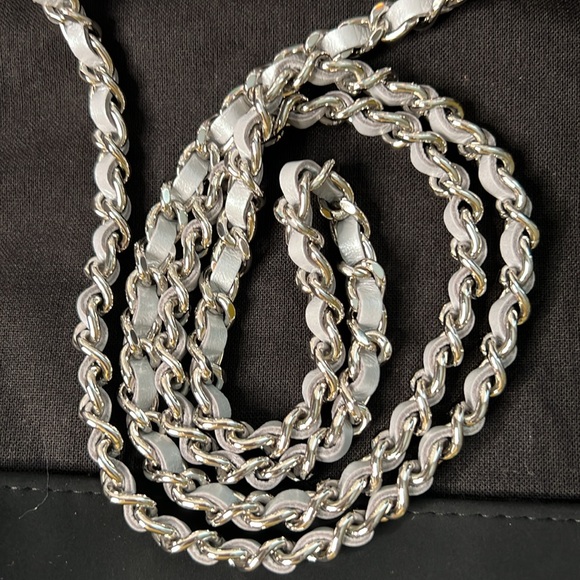 Chanel Matelasse Iridescent Mirror Goatskin Chain Shoulder Bag Aurora Silver NWT - Picture 13 of 17